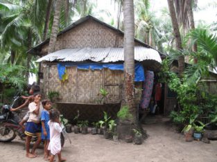 Casas locales de la isla de Malapscua
