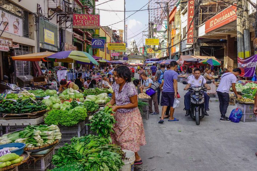 Mercado local de filipinas dónde podras encontrar los ingredientes básicos de la comida de filipinas